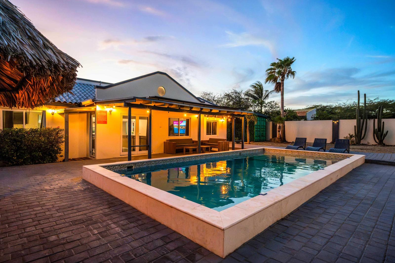 Salina Sea La Vie private villa and pool at sunset